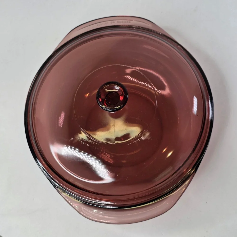Pyrex Visions Cranberry Glass Casserole Dish with Lid Round Baker V-2.5-B